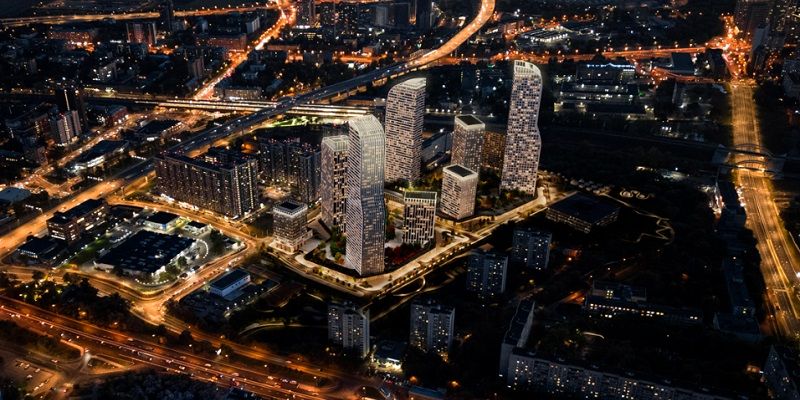 Благоустроенный двор АФИАЛЬТ с набережной